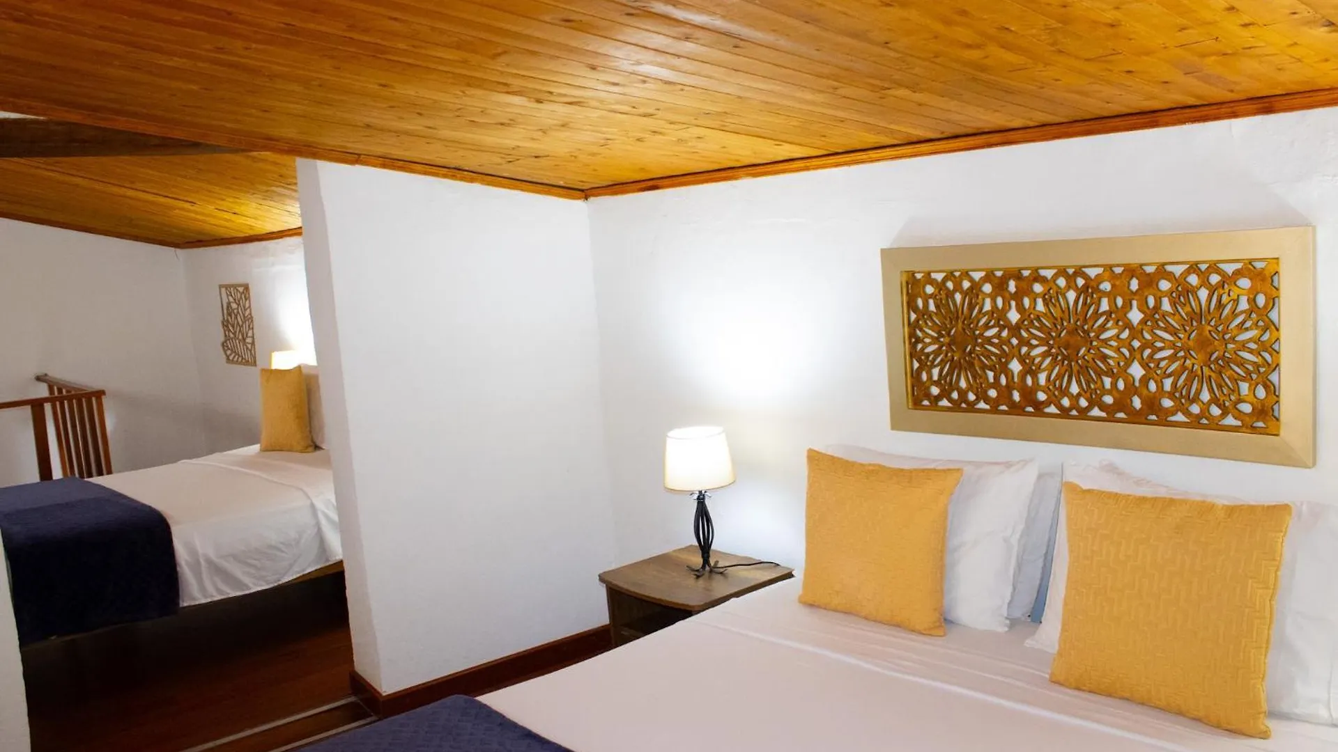 Hotel At The Park Cartagena