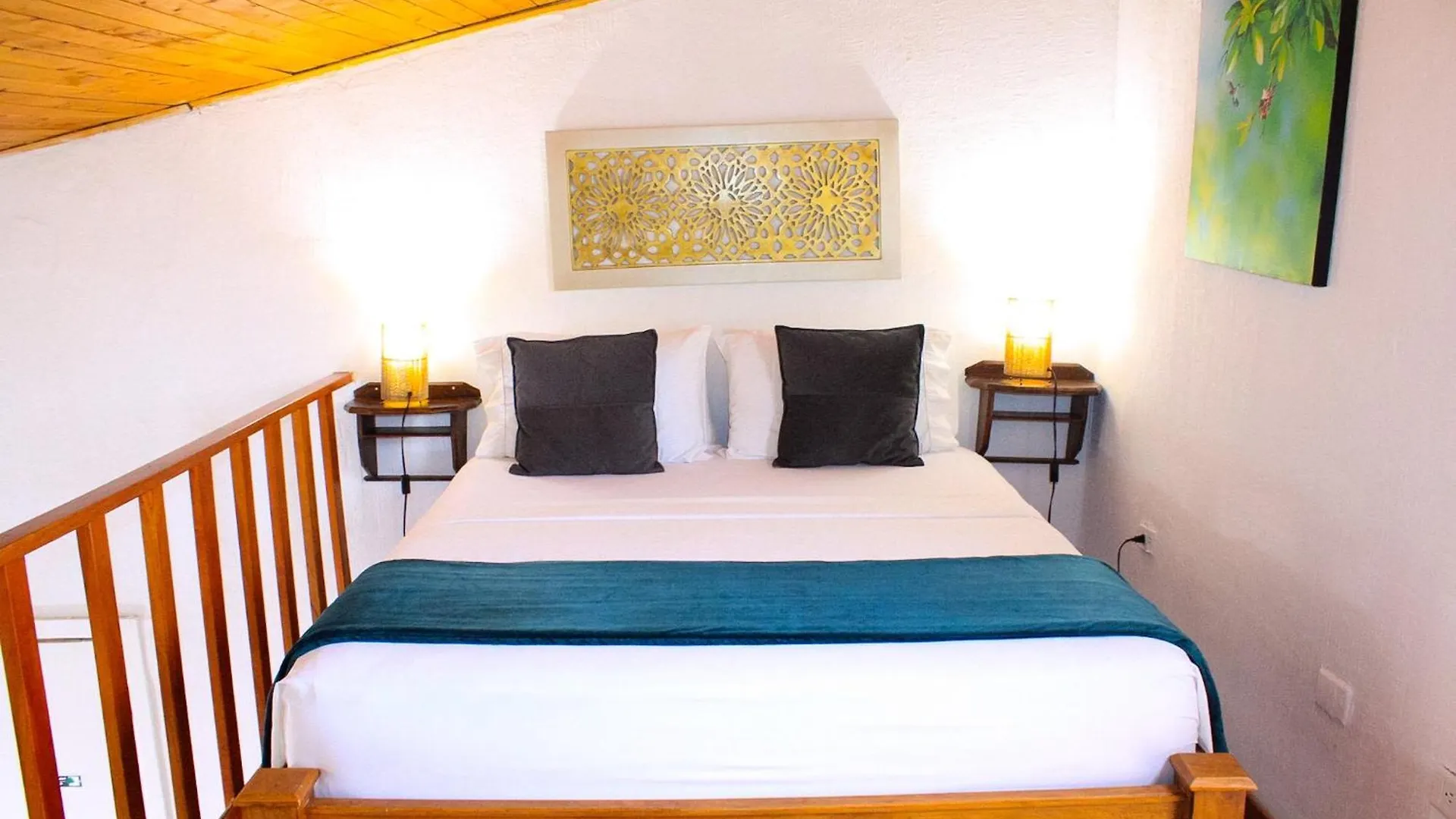 Hotel At The Park Cartagena