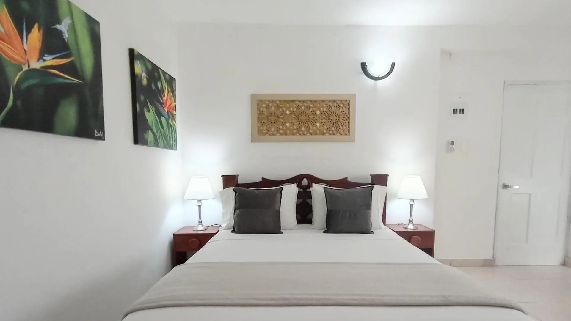 Hotel At The Park Cartagena