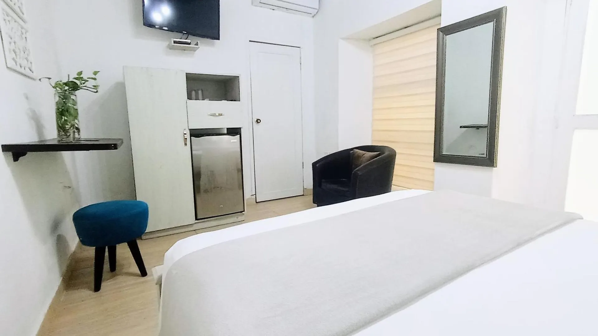 Hotel At The Park Cartagena