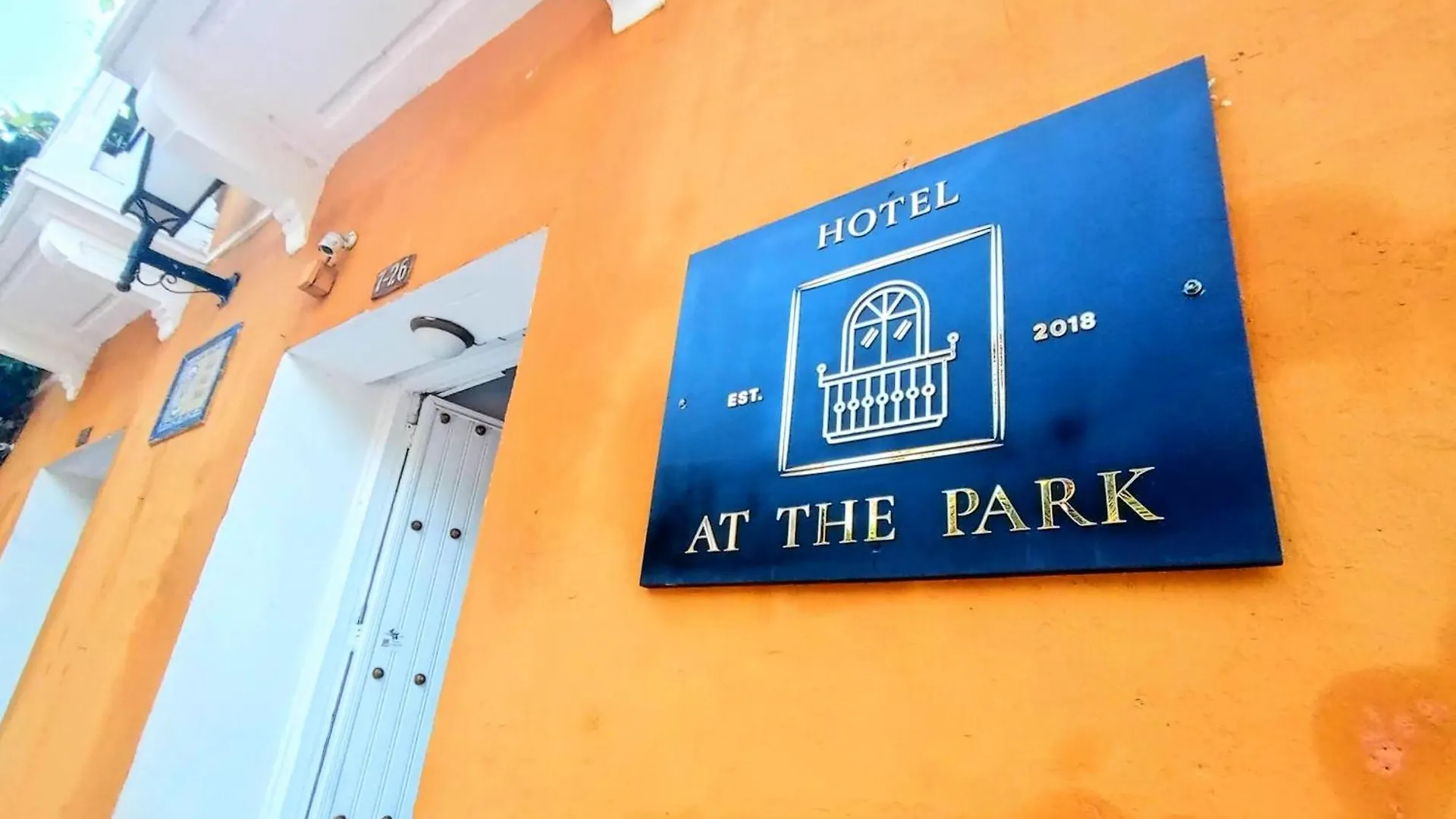 Hotel At The Park Cartagena