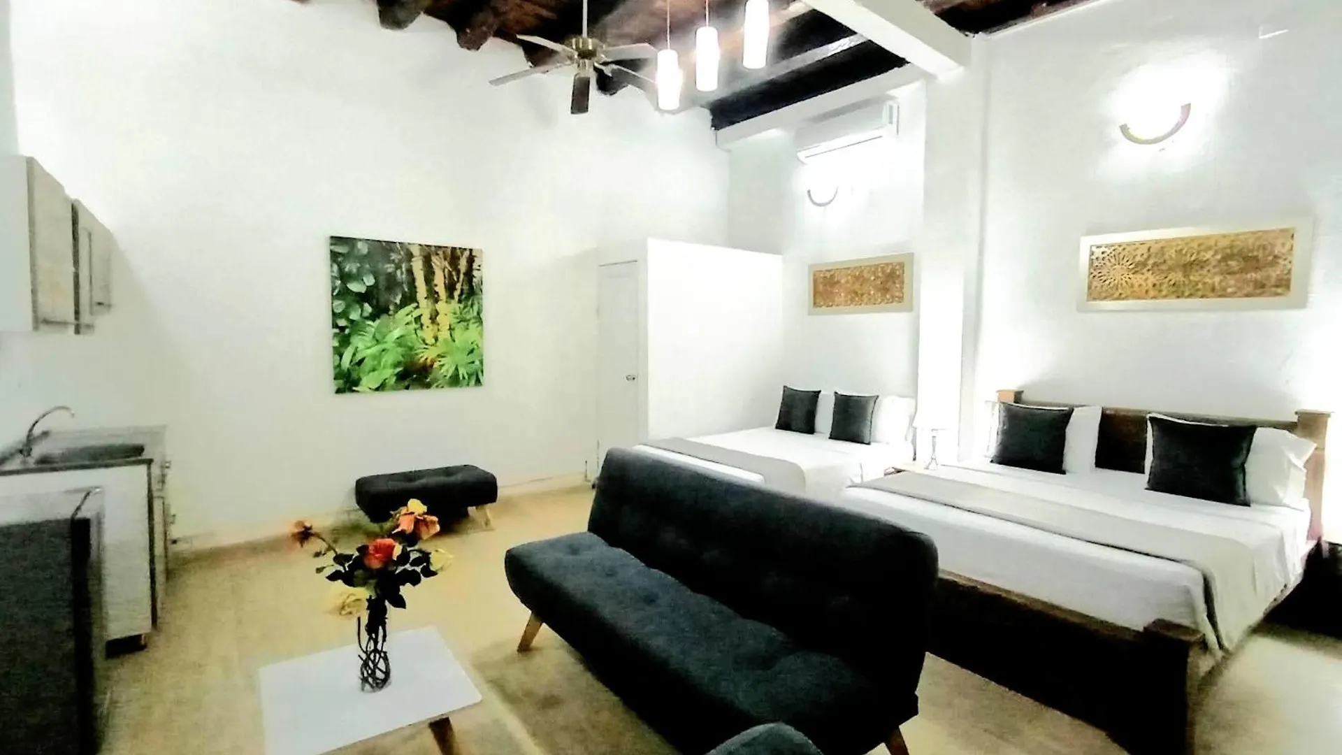 Hotel At The Park Cartagena 3*,  Colombia