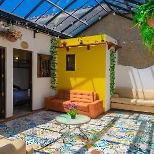 La Casa De Las Plazas Colombia