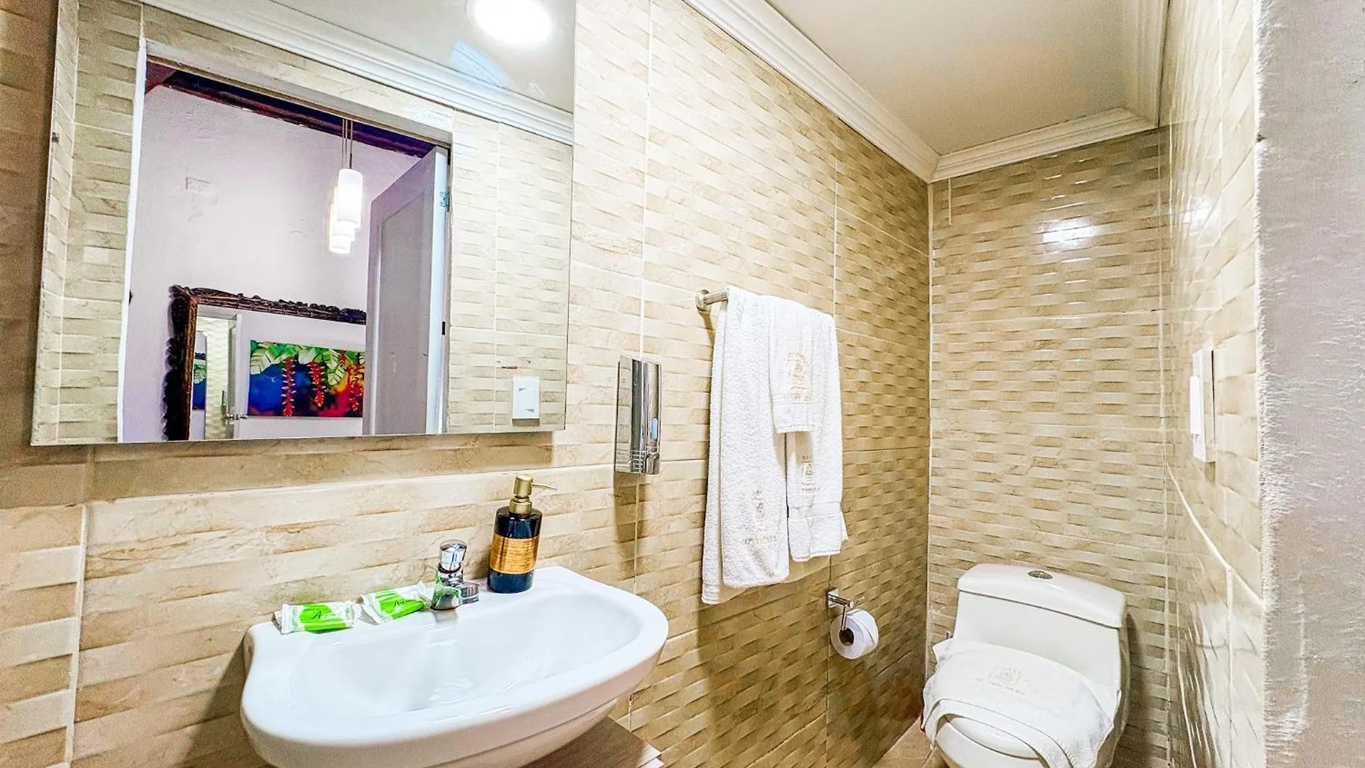 ***  Hotel At The Park Cartagena Colombia